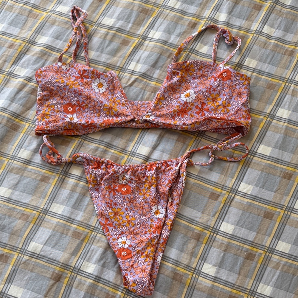 Rhea bikinis set